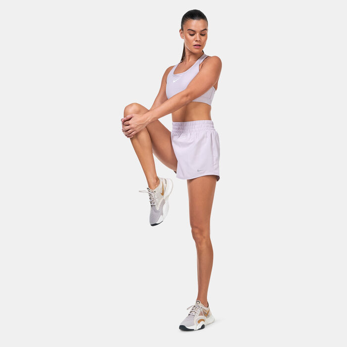 نايكي شورت التمرين ون دراي-فت بريف-لايند للنساء عاجي image number 2