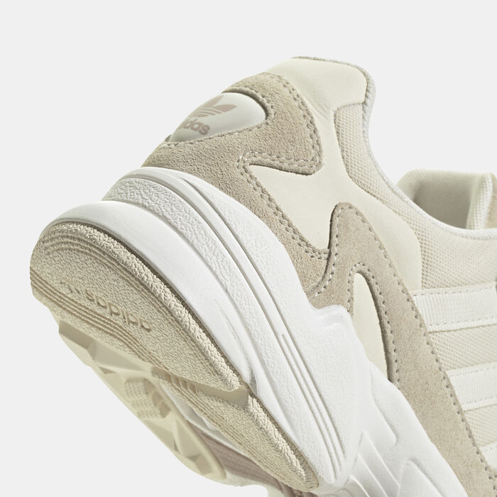 اديداس اورجينال حذاء فالكون للنساء بيج image number 5