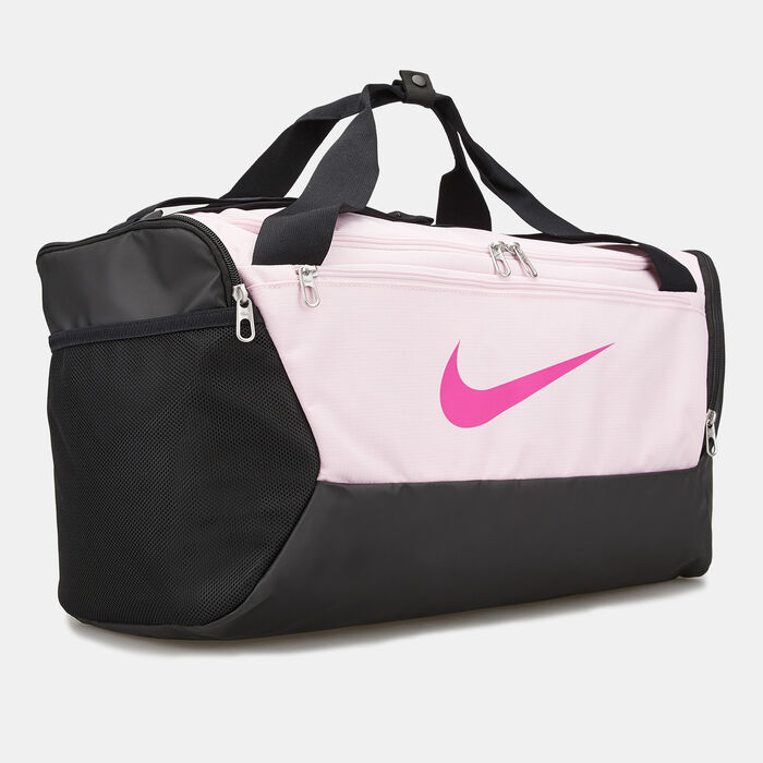 نايكي شنطة دافل برازيليا التدريبية وردي image number 2