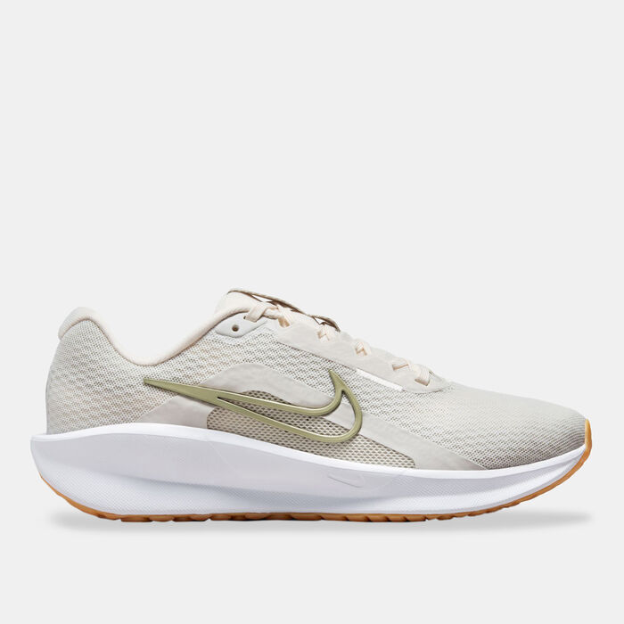 نايكي حذاء الجري على الطرق داون شيفتر 13 للنساء عاجي image number 0