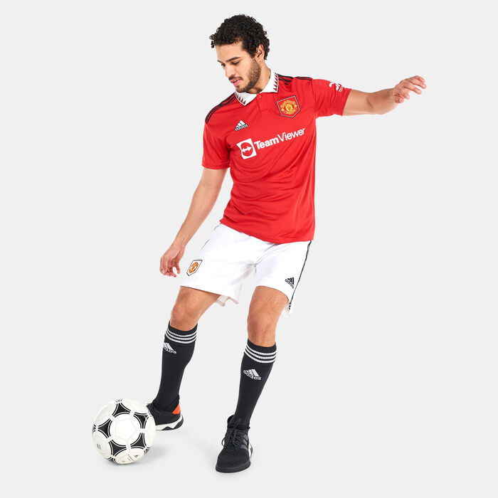 اديداس تيشيرت مانشستر يونايتد FC الاساسي للرجال - 2022/23 أبيض image number 2