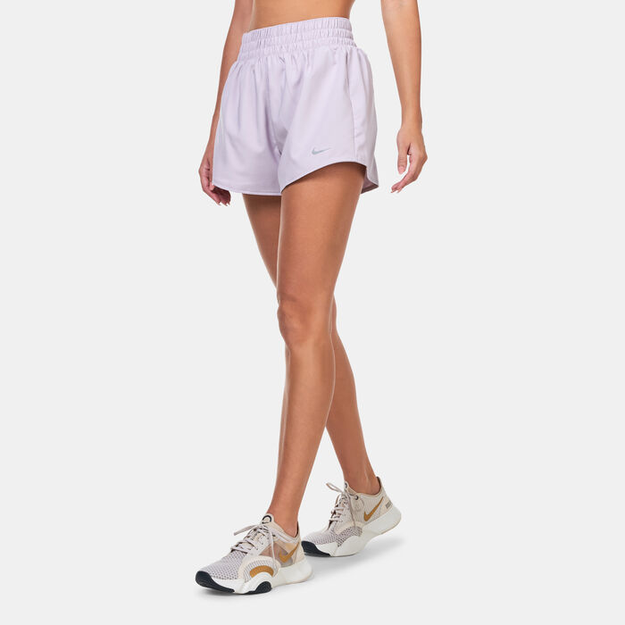 نايكي شورت التمرين ون دراي-فت بريف-لايند للنساء عاجي image number 0