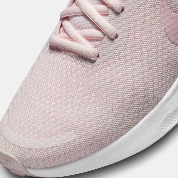 نايكي حذاء الجري ريفولوشن 7 رود للنساء وردي image number 4