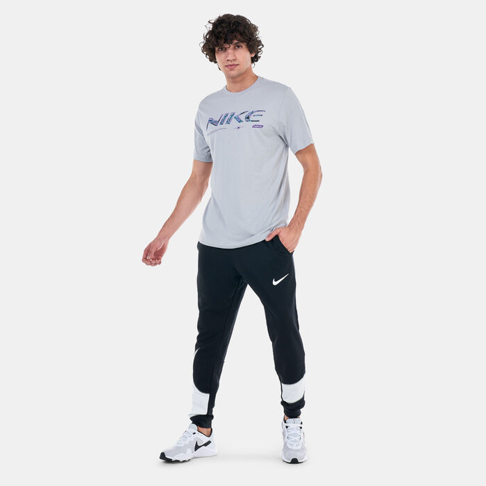 نايكي تيشيرت التمرين دراي-فِت للرجال أسود image number 2