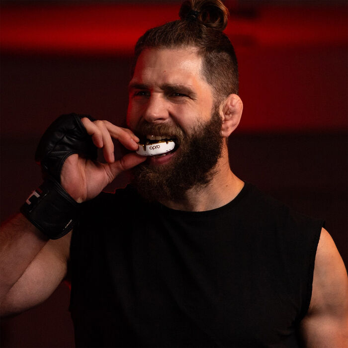 OPRO واقي الفم سيلف-فت جولد-ليفل MMA للأطفال أبيض image number 4