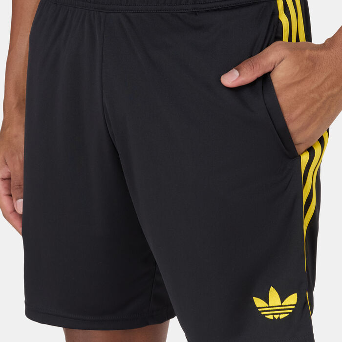 اديداس شورت كرة القدم مانشيستر يونايتد 25/26 ريبليكا الثالث للرجال أسود image number 3