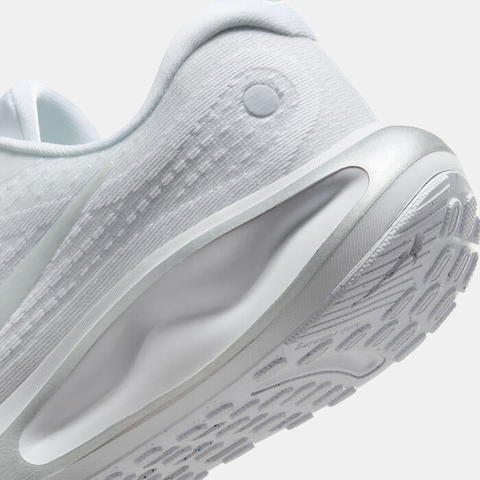 نايكي حذاء الجري الطريق جورني رن للنساء أبيض image number 5