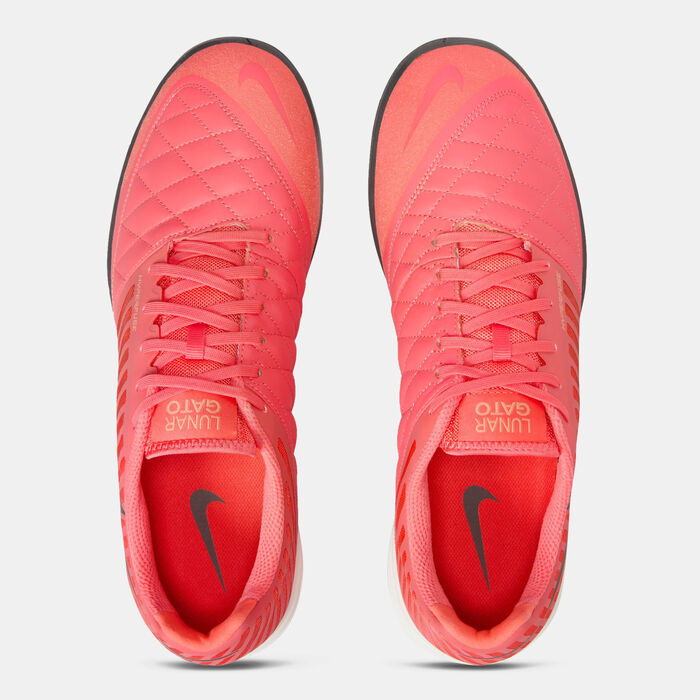 نايكي لونار جاتو II اي سي حذاء كرة القدم للملاعب الداخلية وردي image number 4