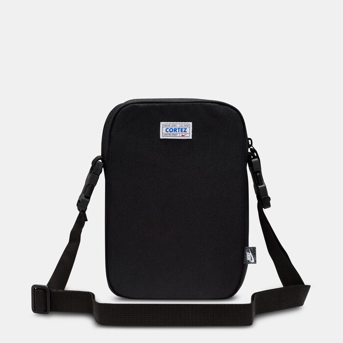 نايكي حقيبة كروسبودي كورتز هيريتيج للرجال أسود image number 0