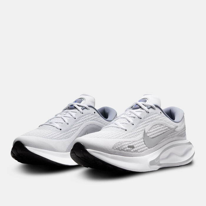 نايكي جيرني رن حذاء الجري رود للرجال فضي image number 1