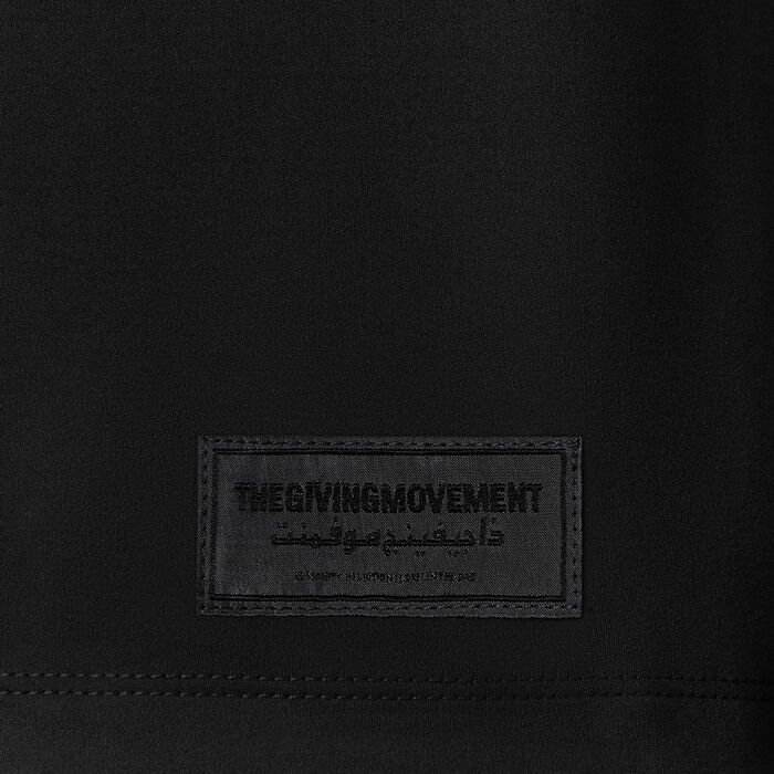 ذا چيفينج موڤمنت تيشيرت بنمط مطبوع للرجال أسود image number 4