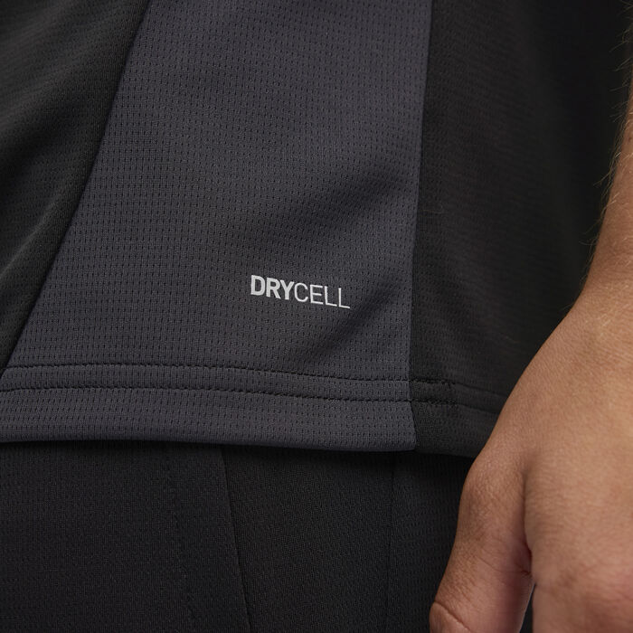 بوما تيشيرت تدريب كرة القدم مانشستر سيتي للرجال أسود image number 4