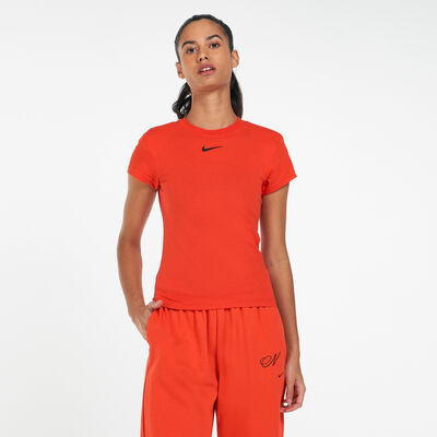 نايكي تيشيرت سبورتسوير ايكون كلاش للنساء أحمر