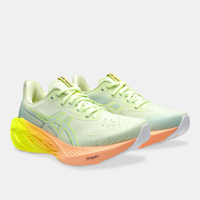 اسيكس حذاء الجري نوفابلاست 4 باريس للنساء أخضر image number 1