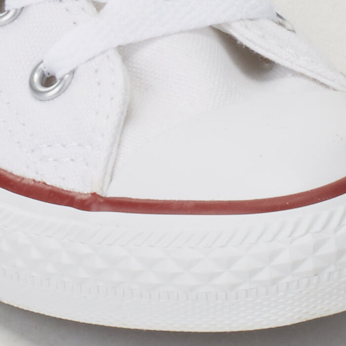 كونفرس حذاء تشاك تيلور أول ستار للاطفال الصغار (للأولاد والبنات) أبيض image number 4