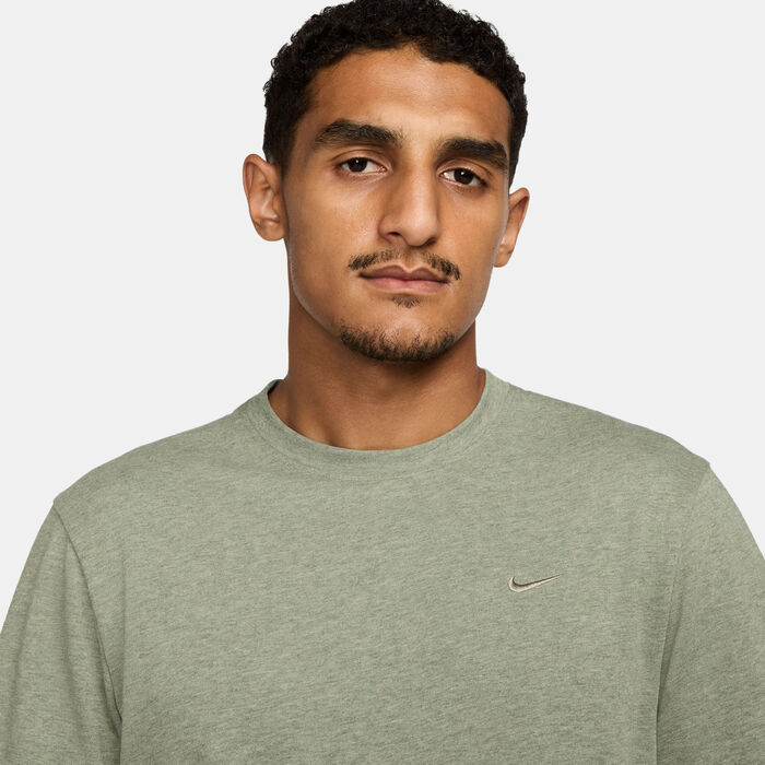 نايكي تيشيرت التمرين برايميري دراي-فِت للرجال أخضر image number 3