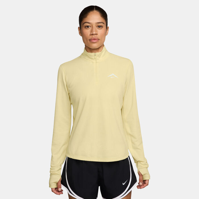 نايكي تيشيرت الجري تريل دراي-فت للنساء بيج image number 0