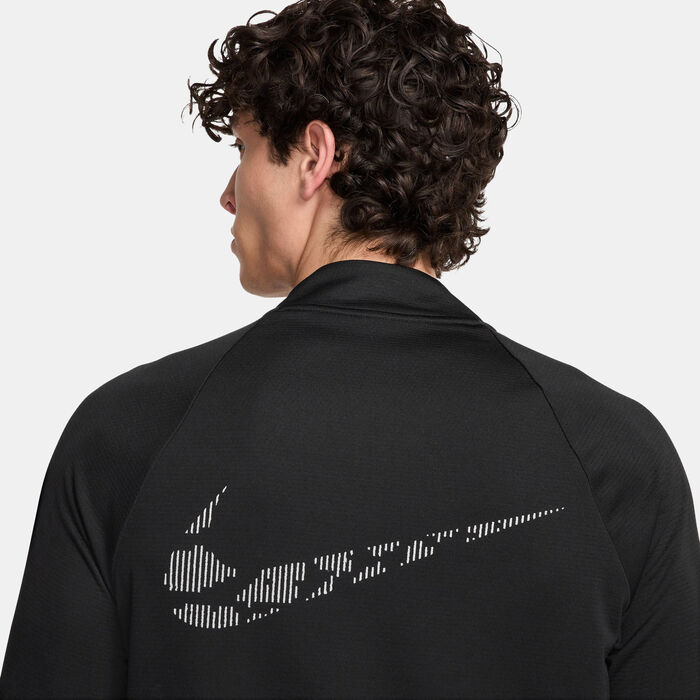 نايكي تيشيرت الجري ايليمنت ديفيجن 1/2 سحاب ميدلاير للرجال أسود image number 2
