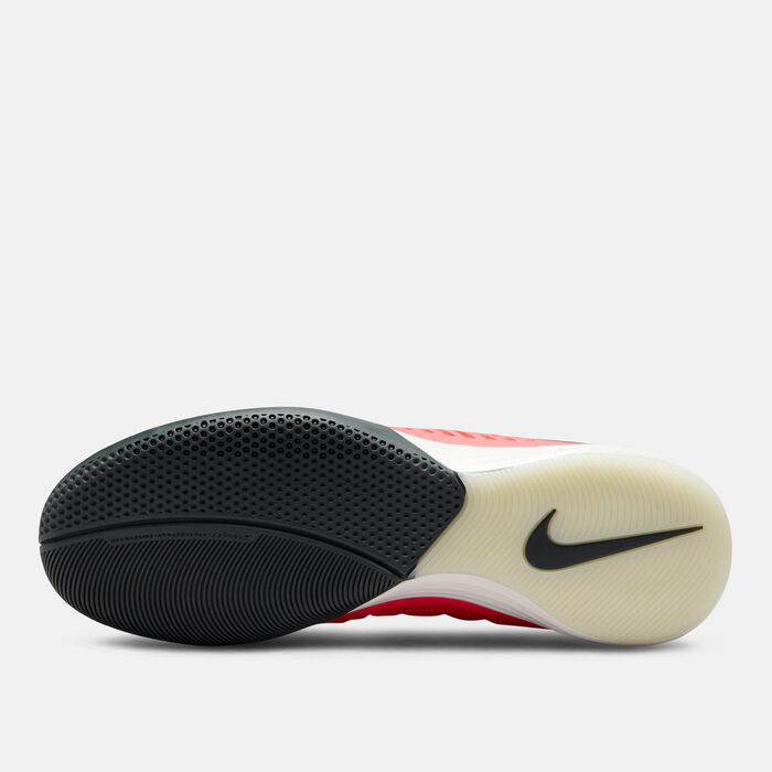 نايكي لونار جاتو II اي سي حذاء كرة القدم للملاعب الداخلية وردي image number 3